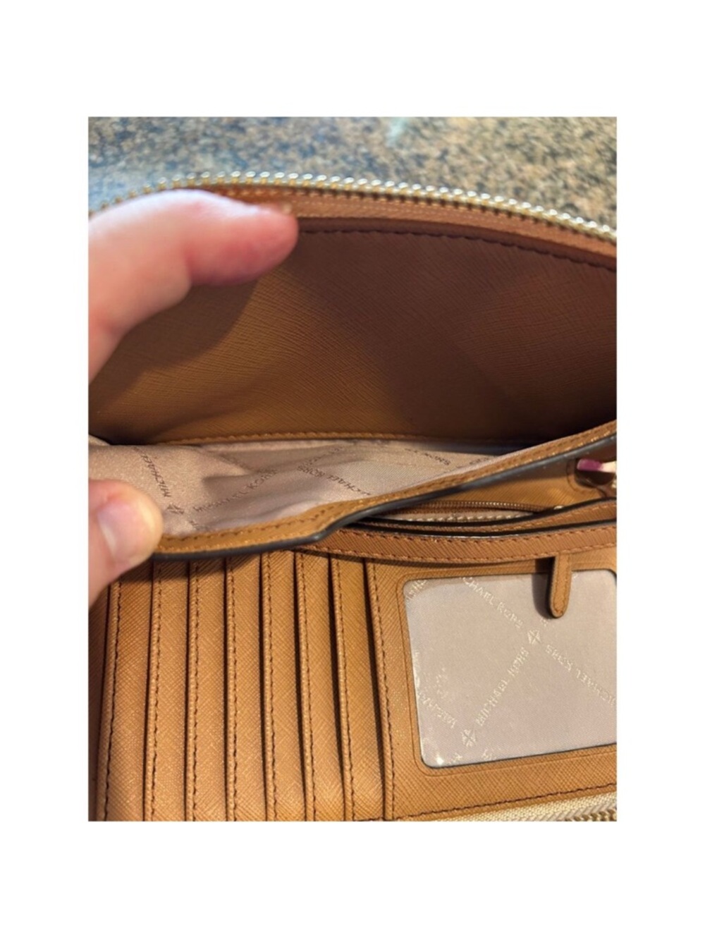 Michael Kors Cream Wristlet Wallet - Picture 7 of 9